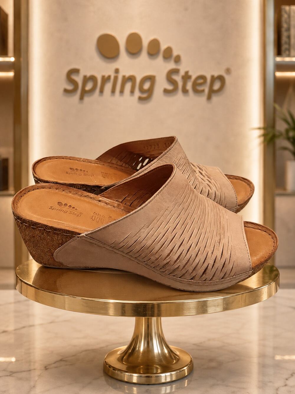 Spring Step Cunacena Light Pink Leather Wedge Sandals EU 40 US 9